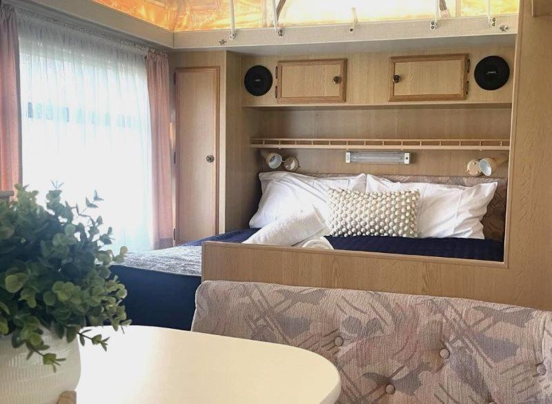 Kerang Holiday Park Ngoại thất bức ảnh
